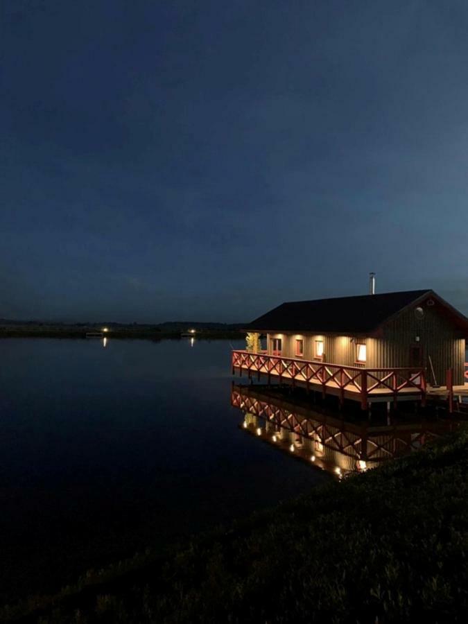 Karpu Dikis-Kempings Viesites Jaunmārupe Buitenkant foto