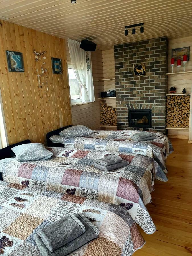 Karpu Dikis-Kempings Viesites Jaunmārupe Buitenkant foto